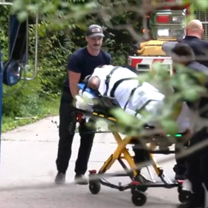 MSD worker rescued from well in eastern Jefferson County, Kentucky